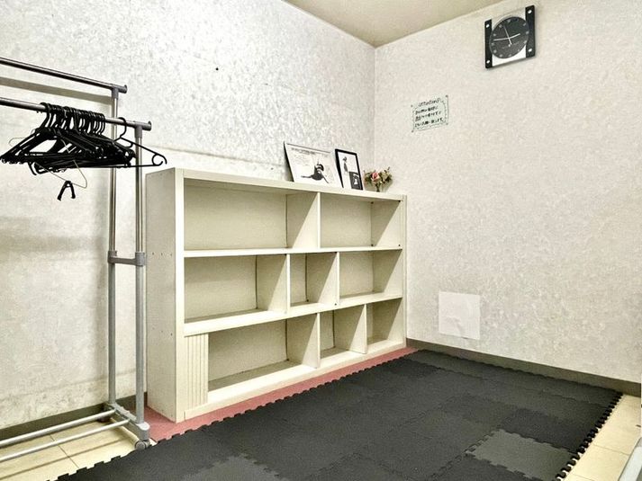 レッスン、パフォーマンススペース - トモコダンスプラネット