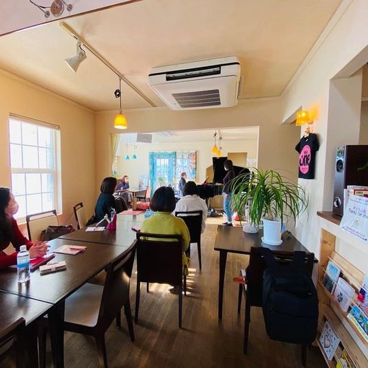 Sun & Rainbow House - Sun & Rainbow House