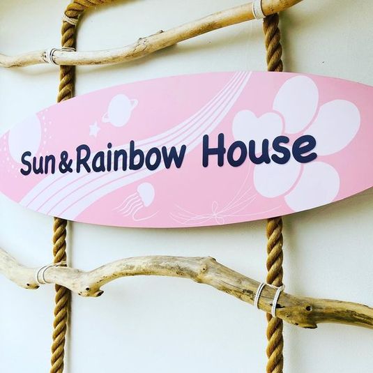 Sun & Rainbow House - Sun & Rainbow House