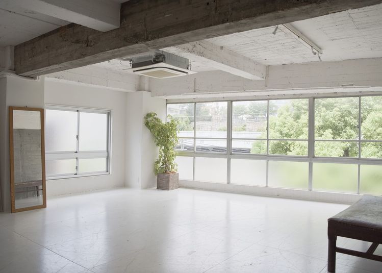 ＳＥＳＳＩＯＮＳギャラリー - SESSIONS ビルディング