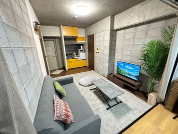 テーブルが上下するので、使いやすいです🤗 - お気軽スペース お気軽スペースchill ロイヤスシティ中洲　鹿児島中央駅近くの室内の写真