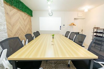 ８人用大型机 - クリエイティブスペース御茶ノ水＆末広町の室内の写真