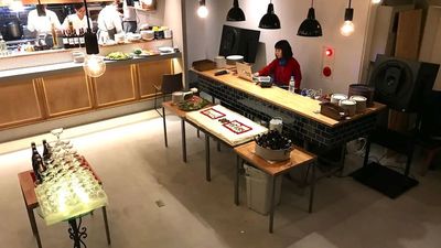 イベント準備中の風景（DJブース有） - 【デザイナーズレストランスペース】企業イベント、撮影会場として 【デザイナーズレストランスペース】企業イベントや撮影会場として！のその他の写真