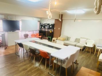 【渋谷駅7分】スペースISIN 会議・セミナー・各種イベント・多目的スペースの室内の写真