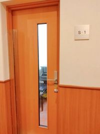 S１部屋 - ユニスタイル安佐南 楽器練習スペース（S1）の入口の写真