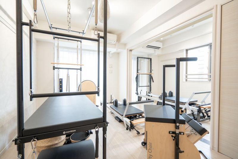 全マシン完備 レンタルピラティススタジオ - レンタル　マシンピラティススタジオ