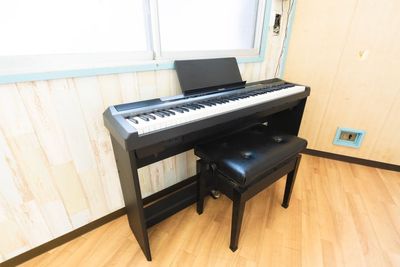 【北浦和駅3分】24時間いつでも利用できる音楽スタジオ（電子ピアノ１台・譜面台２台） - スタジオディライツ　北浦和