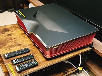 ４Kプロジェクターは明るく鮮やか…
室内が明るくても十分綺麗に投影できます。 - ソフトタウン青山 🍫ChocolatSuiteTheater🎬💕🚃外苑前の設備の写真