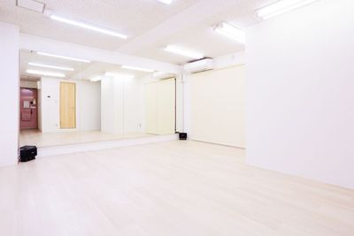 【徒歩1分】堀切菖蒲園駅👣無料高速Wi-Fi🤳ミラーとスピーカー完備❗当日予約可能👍1時間から利用できるレンタルスタジオ✨ - Studio Sun-Sea（スタジオ サンシー）