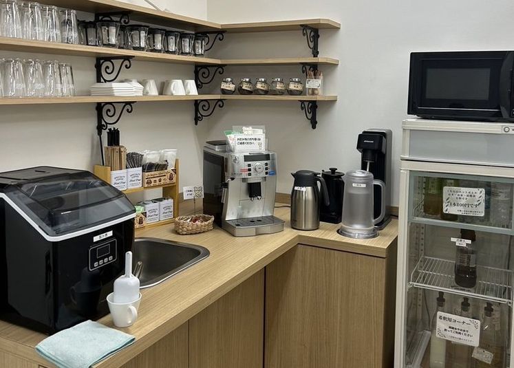 2階会議室 - コワーキングスペース働空間