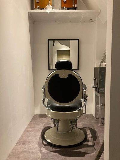 SALON GALLERY F（BARBER ROOM） - 大名Fビル