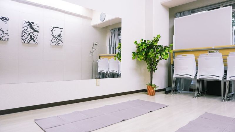 Leaf【リーフ】四条烏丸 河原町駅徒歩3分/レンタルスタジオ - Leaf【リーフ】四条烏丸