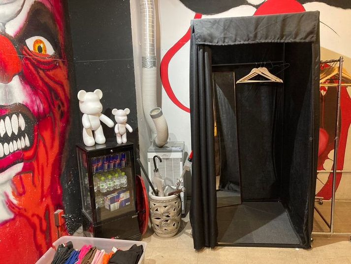 Relax one 大阪CRASH BOX｜撮影利用可📷 - Relax one 大阪CRASH BOX