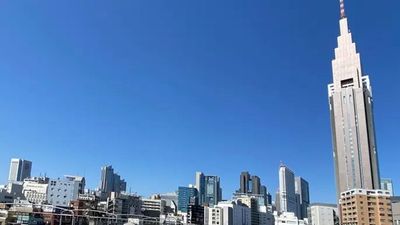 ドコモタワーが映える TOKYO VIEW - Relax one 代々木 Relax work 代々木| ホワイトボード完備の室内の写真