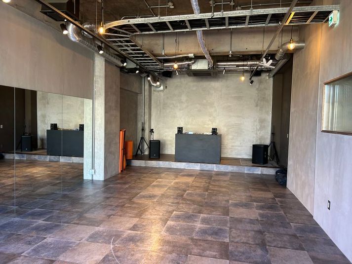 DANCE STUDIO JUICE  - DANCE STUDIO JUICE 