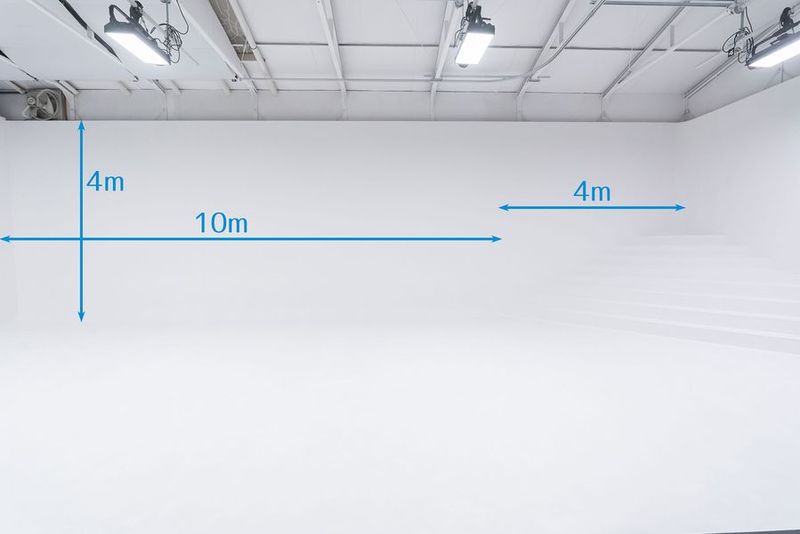 白ホリ撮影スタジオのコピー - スタジオクォーツ