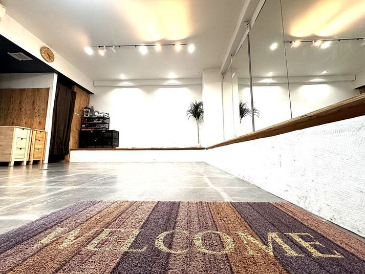 【地域最安値❗1500 -> 777円】ダンスレッスンスタジオ - JK Studio 三宮 ウエストモンドビルB1