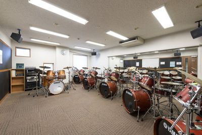 ヤマハミュージック直営教室！【八幡駅徒歩7分】ドラムの練習ができるお部屋です♪ - 浜松中央センター