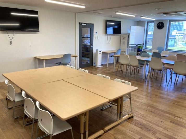 【多目的スタジオ】レンタルスペース（～18名） - ウィズダムアカデミーPRIME幕張ベイパーク校