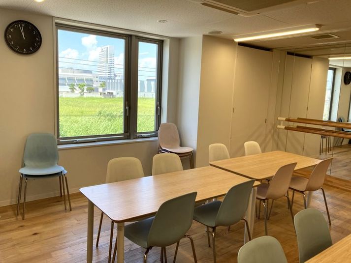 【多目的スタジオ】レンタルスペース（～18名） - ウィズダムアカデミーPRIME幕張ベイパーク校