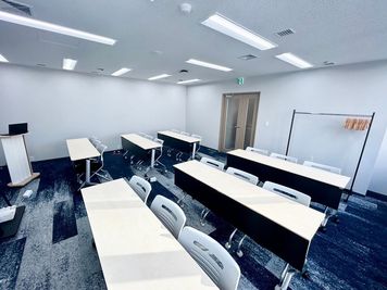 【お客様ご自身でのレイアウト変更可能です（予約時間内の原状復帰必須！）】 - エキスパートオフィス横浜 【閉店】501の室内の写真