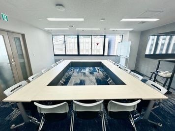 【お客様ご自身でのレイアウト変更可能です（予約時間内の原状復帰必須！）】 - エキスパートオフィス横浜 【閉店】501の室内の写真