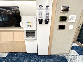 【給茶機もご利用いただけます★】 - エキスパートオフィス横浜 501の設備の写真