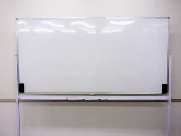 両国ステーションロハスビル３階会議室 多目的スペースの設備の写真