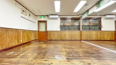 地下1階にあるため、街中の騒音を気にすることなく練習に集中できます。 - スタジオ ブリュー大塚(Bleu大塚)　元B Bright 大塚 レンタルダンススタジオの室内の写真
