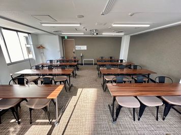 【約40㎡の使いやすい会議室】 - TIME SHARING渋谷ワールド宇田川ビル【無料WiFi】 7F 会議室 Aの室内の写真