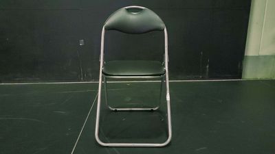 一般的なパイプ椅子です。 - KOMO BASE レンタルスタジオ・稽古場・多目的スペースの設備の写真