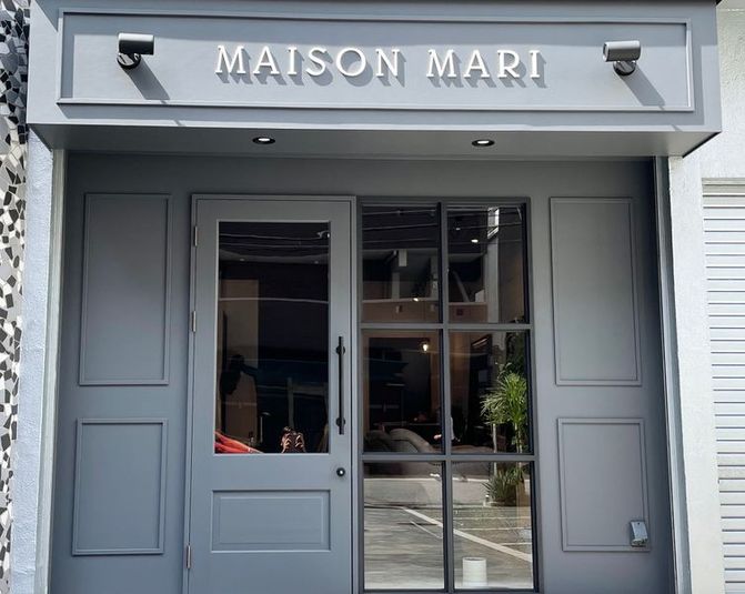 MAISONMARI/美容室ネイル面貸し白を基調とした清潔サロン - MAISON MARI