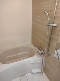 浴室オプションを利用の方のみ使用できます。シャンプー・トリートメントボディーソープ付 - Base Space As 24時間利用可能！各線鶴橋駅徒歩3分内の北欧風お家スペースの室内の写真
