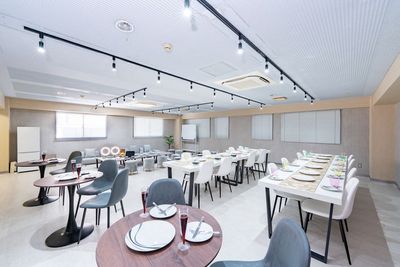 天王寺駅ｽｸﾞ🚶‍♀️/60名収容ok/交流会/パーティや会議/サテライトオフィス - Vileka天王寺_07 学割有/60名収容ok/交流会/パーティや会議サテライトオフィスの室内の写真