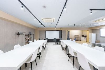 天王寺駅ｽｸﾞ🚶‍♀️/60名収容ok/交流会/パーティや会議/サテライトオフィス - Vileka天王寺_07 学割有/60名収容ok/交流会/パーティや会議サテライトオフィスの室内の写真