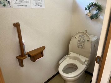 清潔感あるトイレ - パールプラス小山店 総合エステ設備付きのレンタルサロン【小山市】のその他の写真