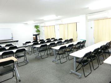 THE貸会議室☆淀屋橋 50人貸会議室3階308号室の室内の写真