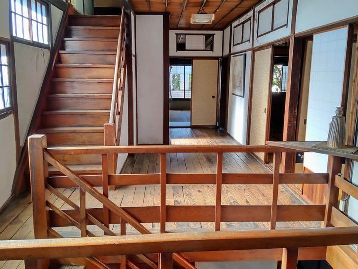 割りばし細工のような階段 - 飯能二八番スタジオ ２階プラン ｜ 料亭のお座敷の室内の写真