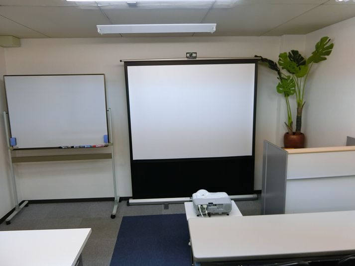 5階505号室29人貸会議室【最大29名45㎡】 - 淀屋橋セミナーセンター