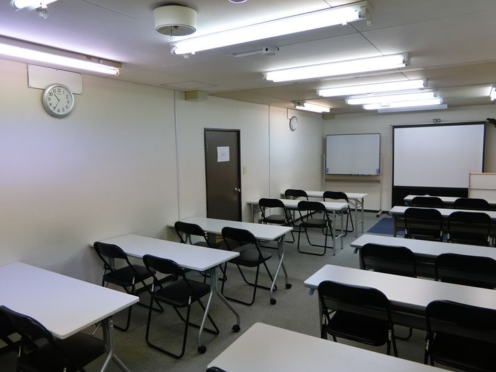 5階505号室29人貸会議室【最大29名45㎡】 - 淀屋橋セミナーセンター