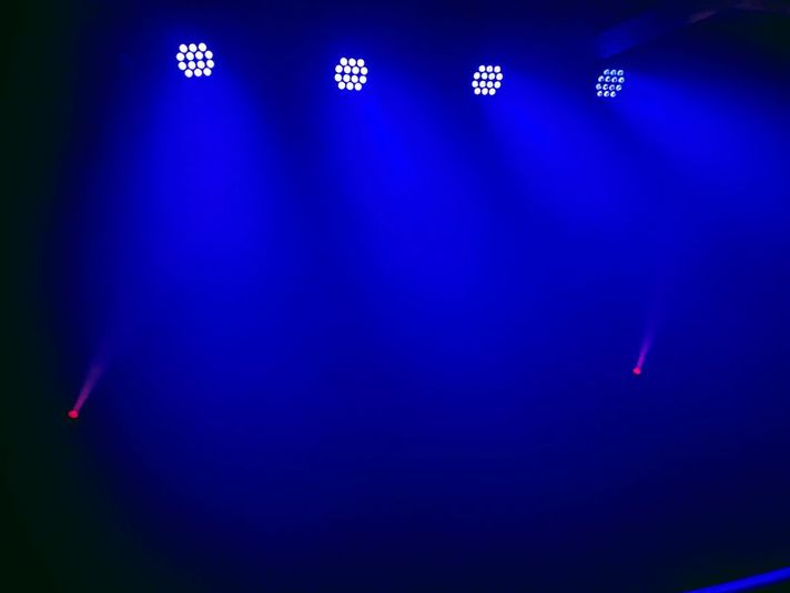 楽屋も完備！アイドルライブ、弾き語り、演劇などもできるスタジオ！ - ミーグリstudio“セブン ファイブ エイト”