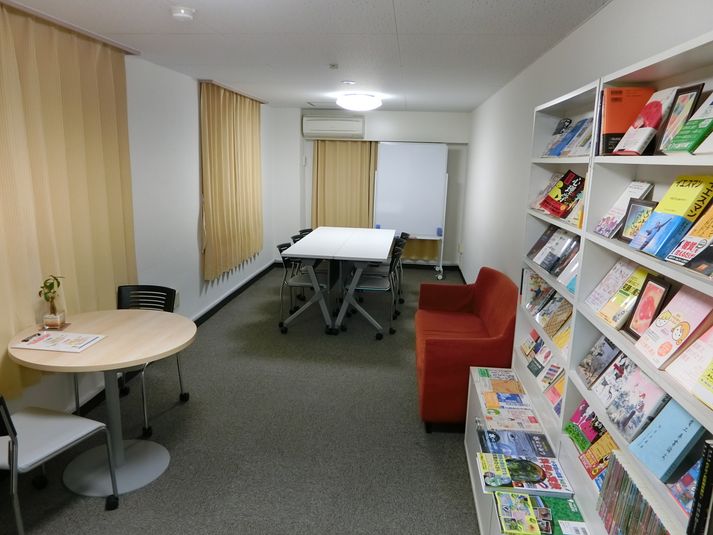 6人＋α 貸会議室6階611号室 - 淀屋橋セミナーセンター