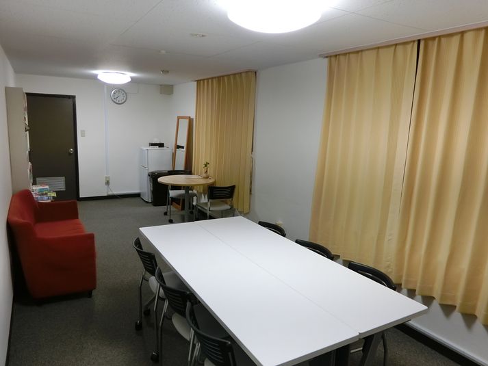 6人＋α 貸会議室6階611号室 - 淀屋橋セミナーセンター