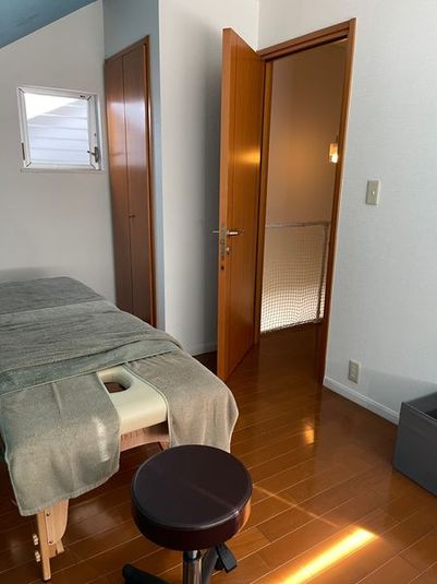 一軒家の中・静かなエステルーム - matou Tokyo ABM