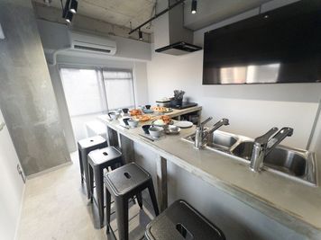 リノスペ🍳池袋駅7分🚶‍♂️花見・お鍋・手巻き寿司・デート・料理・ホームパーティ・飲み会・打ちあげ歓迎会・撮影収録・ビジネス - リノスペkitchen池袋【豊島区】レンタルキッチン