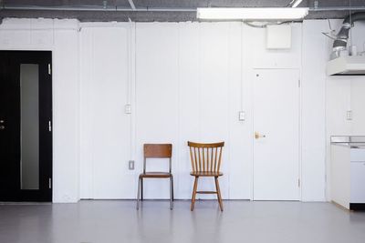 撮影スタジオ上野ミライト 【ハウススタジオ✨】自然光溢れる白壁レンタル撮影スタジオの室内の写真