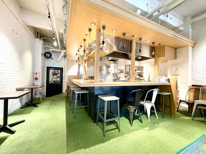 【Lucky☆you京都】 貸切パーティー✨業務用キッチン🍽️バーカウンター[23]の室内の写真