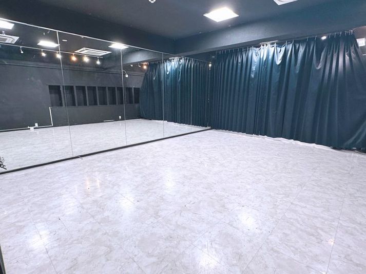 多目的レンタルスタジオ - スタジオモノトーン