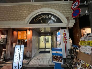 RAKUNA新宿Ⅳ A会議室の室内の写真