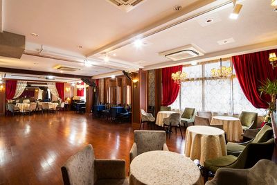 エレガントでパーティーやイベント、ライブ演奏会などに最適！ダンス、レッスン、撮影などの幅広い用途でご利用頂けるスペースです！ - GINZA LIBERTANGO